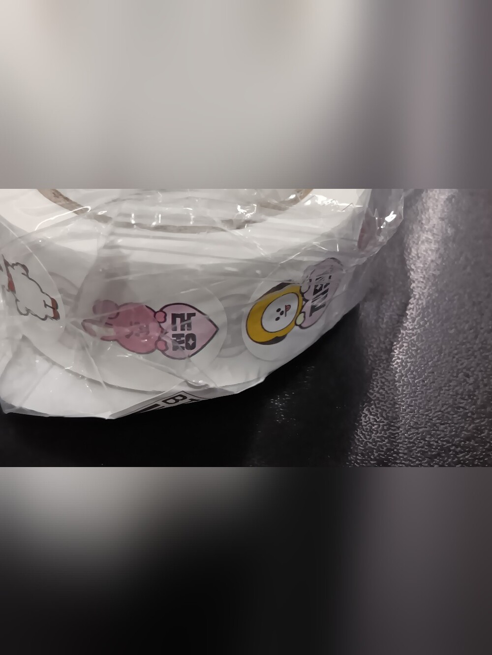 BT21 Roll of Stickers (NWT( - Picture 3 of 4